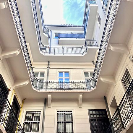 Paulay Design Apartment Budapest Exteriör bild
