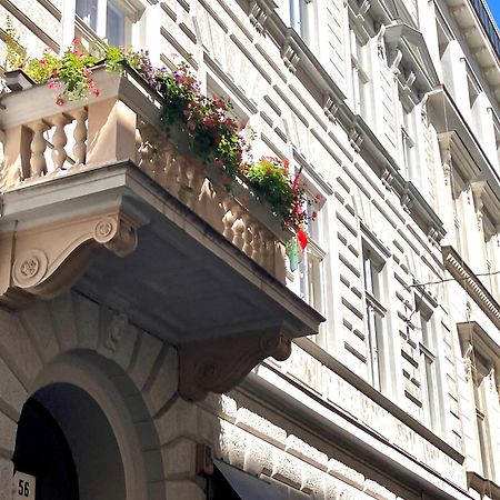 Paulay Design Apartment Budapest Exteriör bild