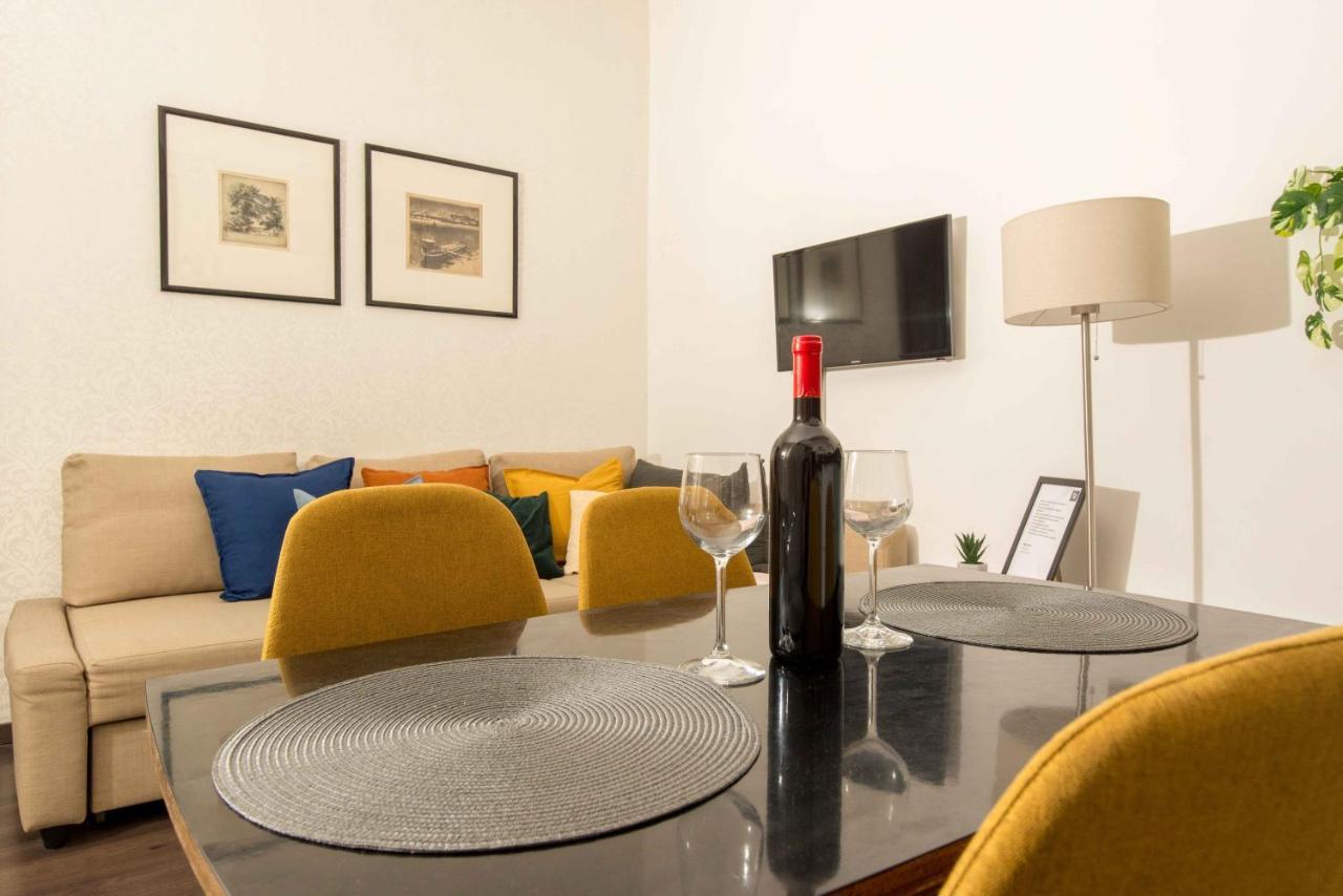 Paulay Design Apartment Budapest Exteriör bild
