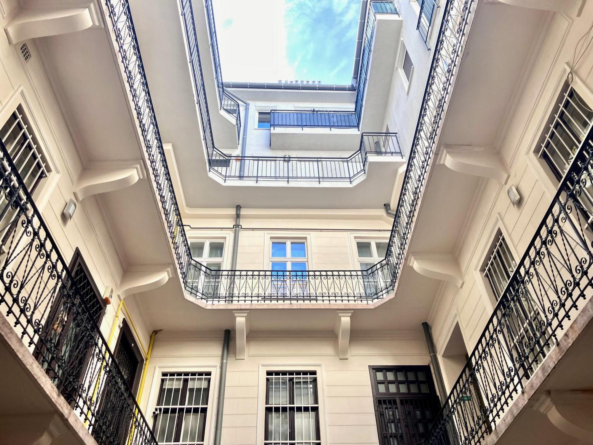 Paulay Design Apartment Budapest Exteriör bild